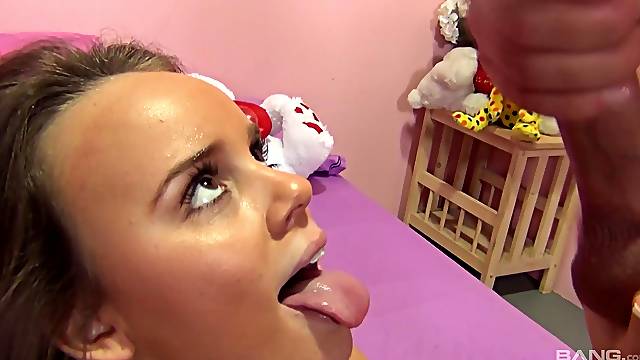 Cum loving slut Alexis Adams rides until her explodes in her mouth