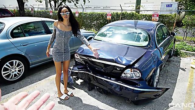 Gia Vendetti Has A Broken Car But A Freshly Fucked Pussy!