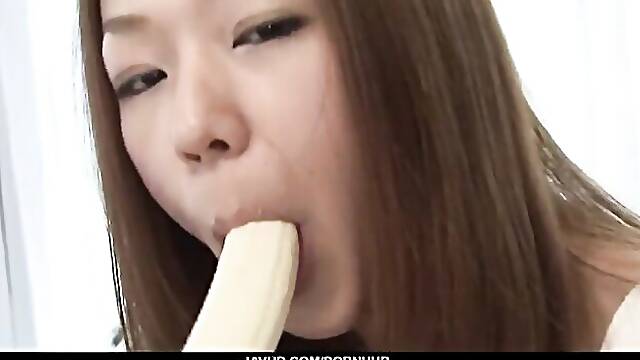 Cum eating clip with flirtatious Serina Hayakawa from Jav HD