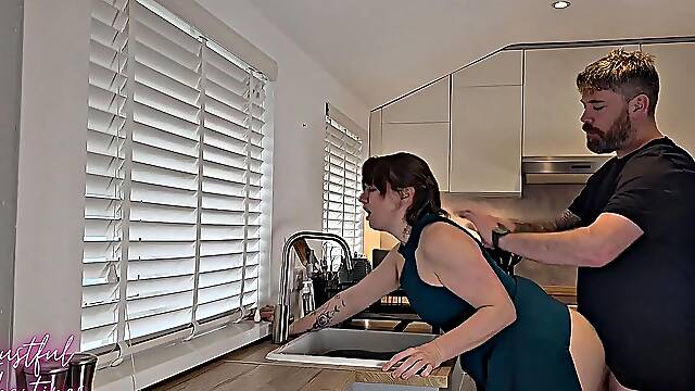 British Hairy MILF Stepmom Creampie Roleplay
