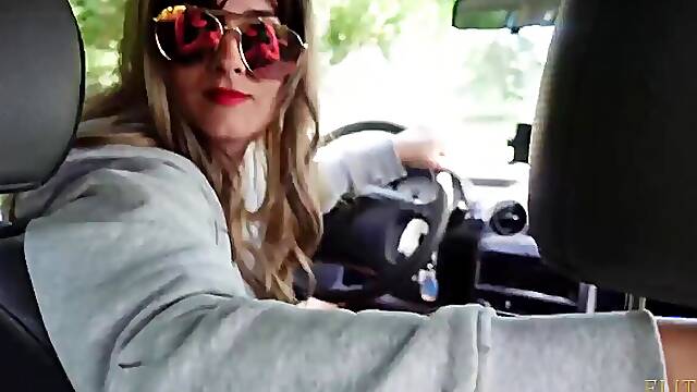 Mom takes a kinky ride in reverse in the woods