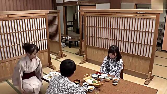 Beautiful Nakai Who Touches The Wet Oma Cousin To A Happy Boyfriend