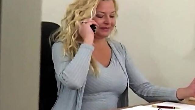 Sucking And Fucking Action With A Kinky Mommy