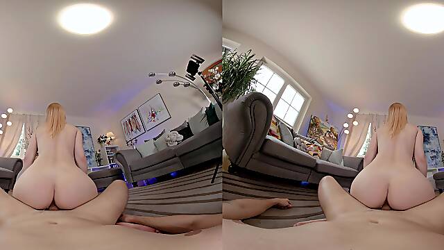 Leya Desantis: Private Yoga Session