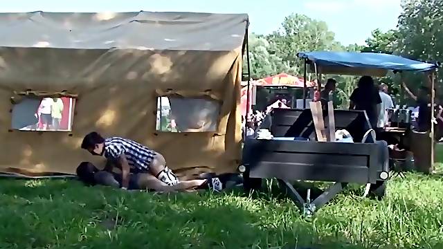 Spy Cam Sex Public By Amateur Teen Couple Caught At Music Festival