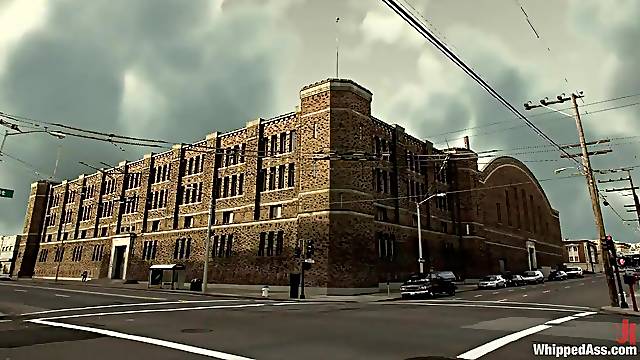 Bullying the slavegirl