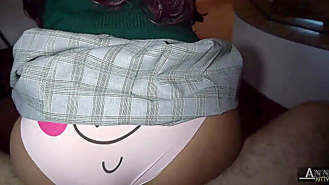 Young Student Skips College to Fuck Hear Teacher at Hotel