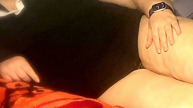 Friend's GILF Caught Me Watching Her - Handy GILF